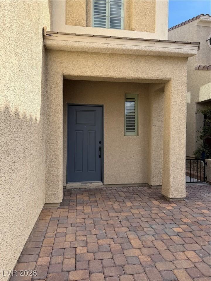 6802 Pivot Point St - Photo 4 of 50