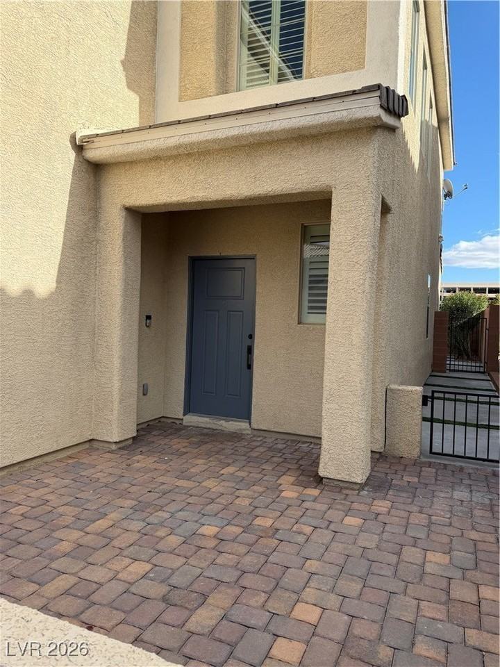 6802 Pivot Point St - Photo 6 of 50