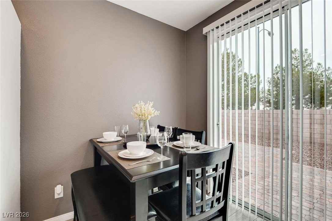 8061 Palace Monaco Ave - Photo 7 of 21