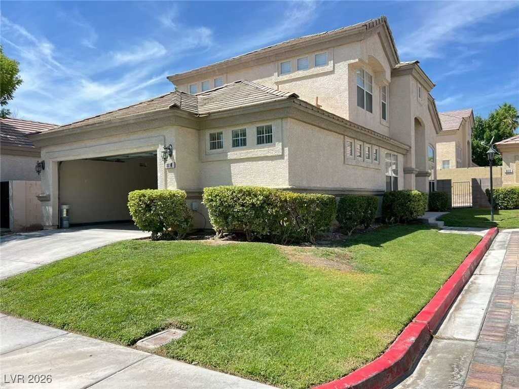 8014 Arcadian Ln - Photo 2 of 28