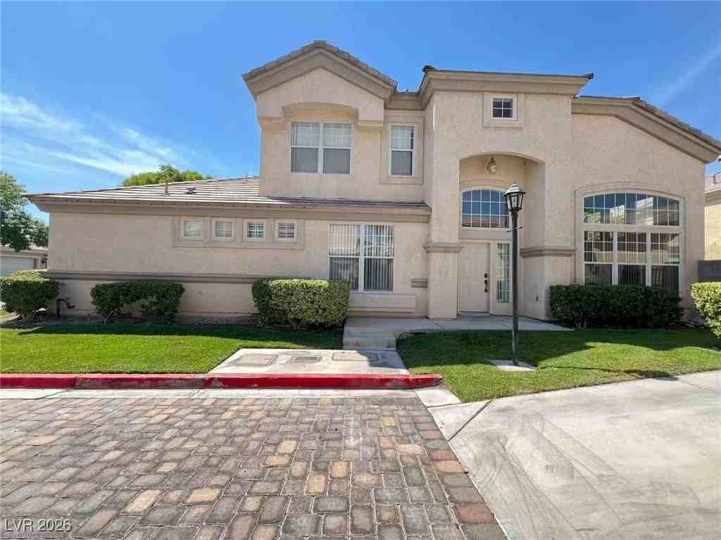 8014 Arcadian Ln - Photo 3 of 28