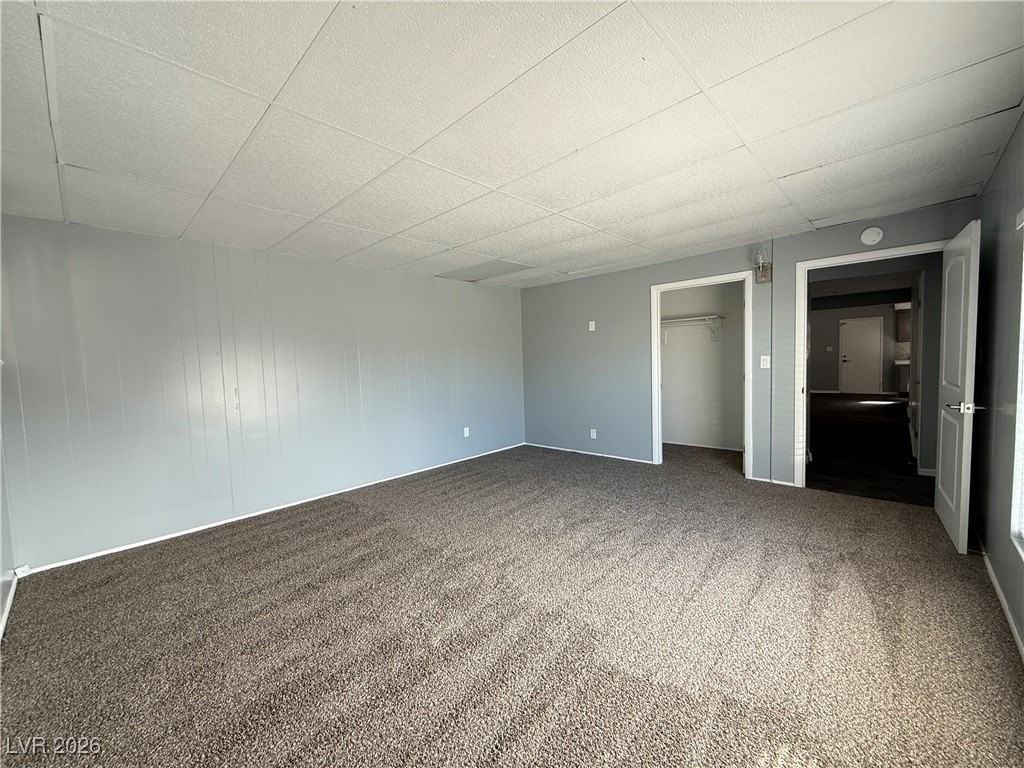 212 Orchid Dr - Photo 4 of 17