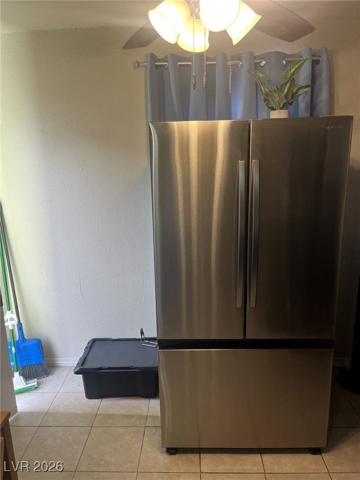 139 Constitution Ave - Photo 6 of 17