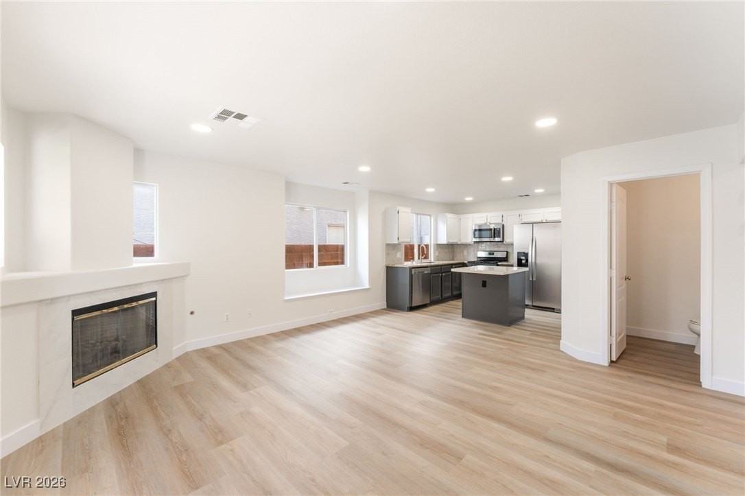 1813 Navajo Lake Way - Photo 4 of 24