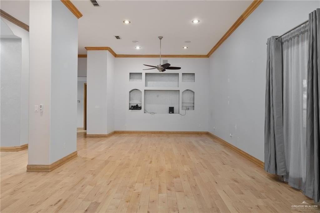 10201 N Ware Rd - Photo 5 of 41