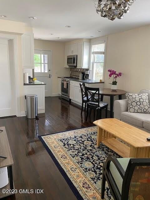 60 Oak Ridge St #2N - Photo 3 of 14