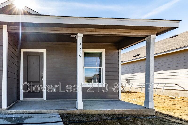 706 Wolf Crest Blvd - Photo 4 of 29