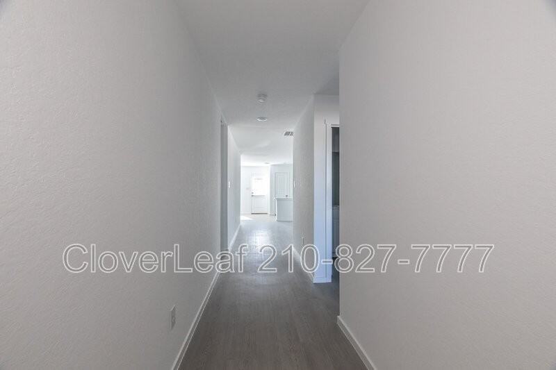 706 Wolf Crest Blvd - Photo 6 of 29