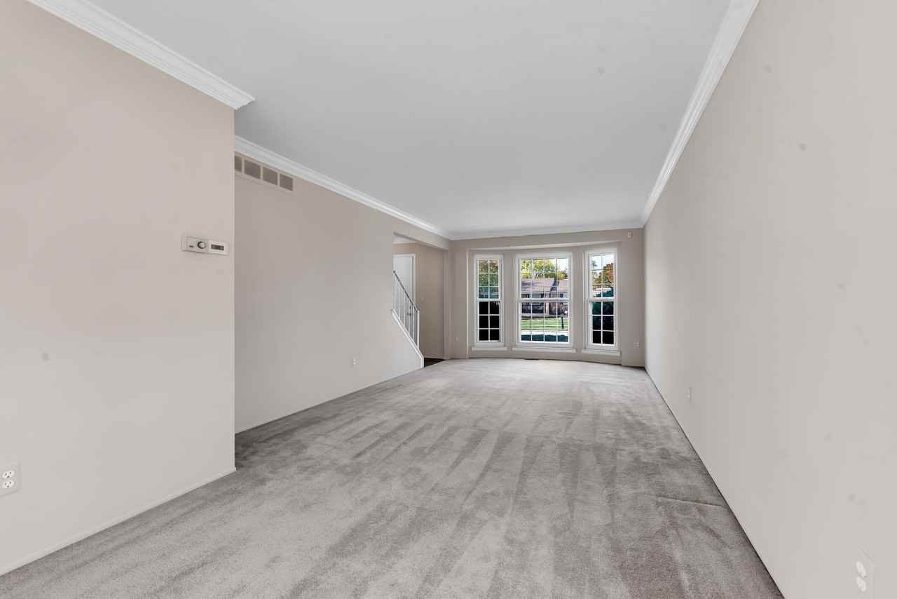 197 Kings Way - Photo 6 of 30