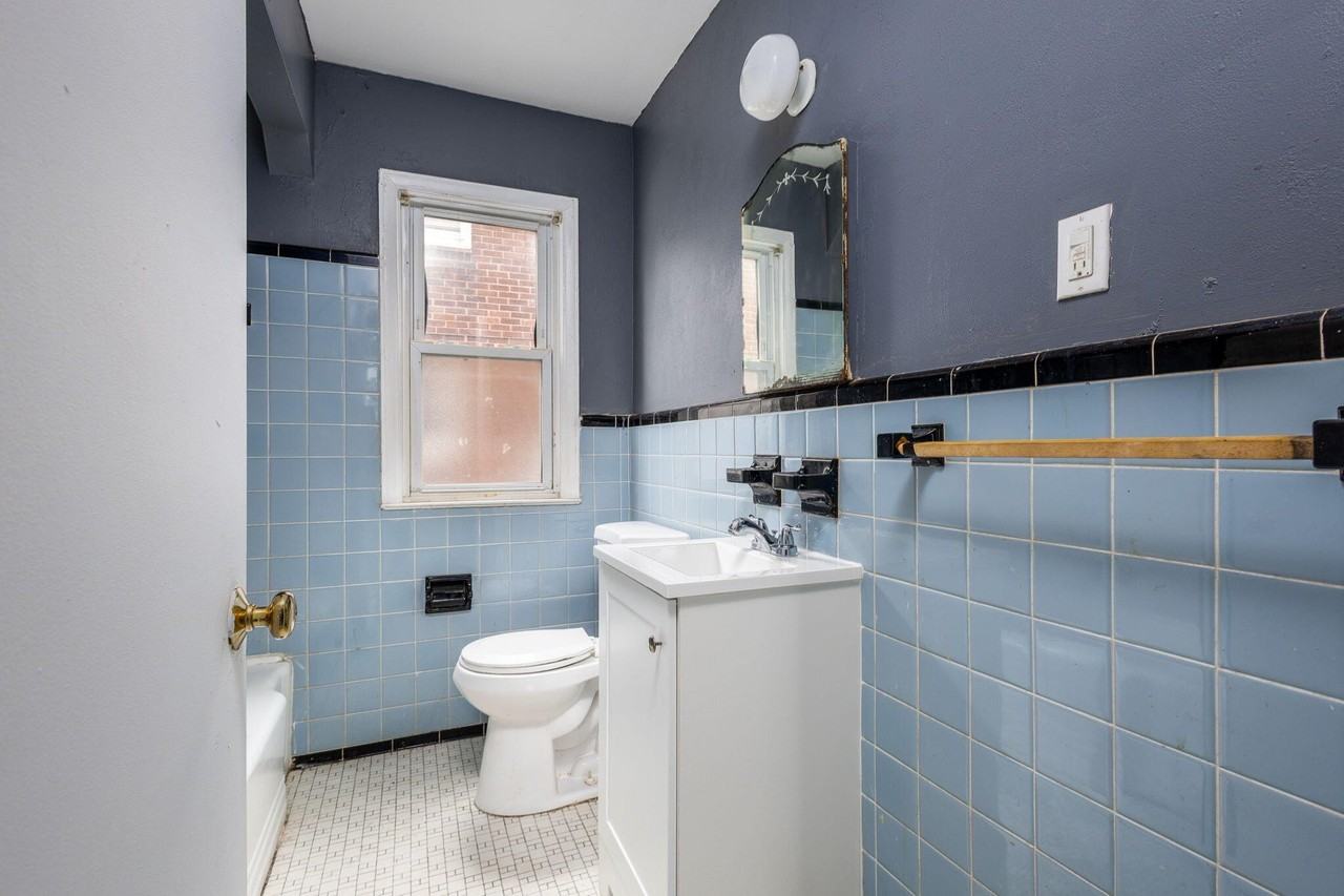 20267 Ashton Ave - Photo 3 of 15