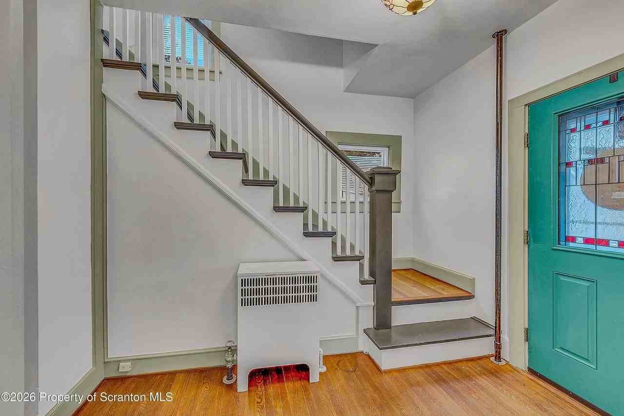 123 William St - Photo 6 of 22