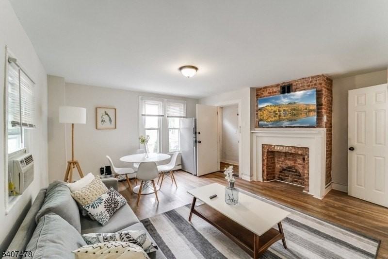 18 Jersey St #20B - Photo 2 of 19