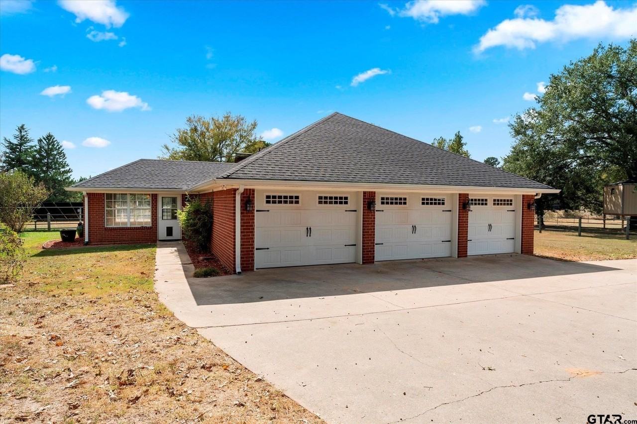 1879 Fig Rd - Photo 5 of 26