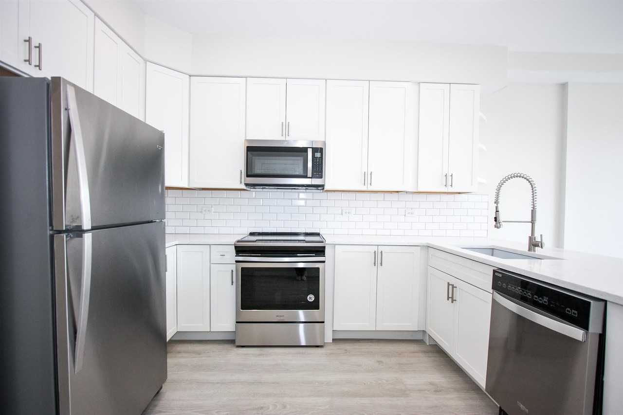 141 Newark Ave #3S - Photo 2 of 16