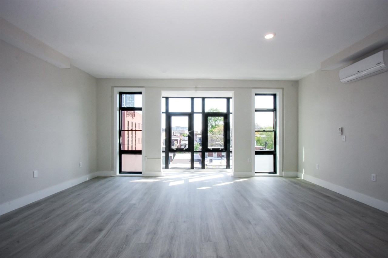 141 Newark Ave #3S - Photo 3 of 16