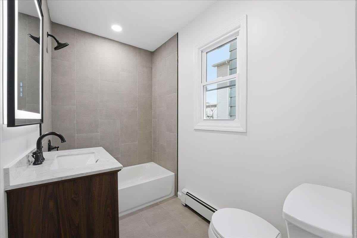 212 Seaview Ave #1 - Photo 5 of 24