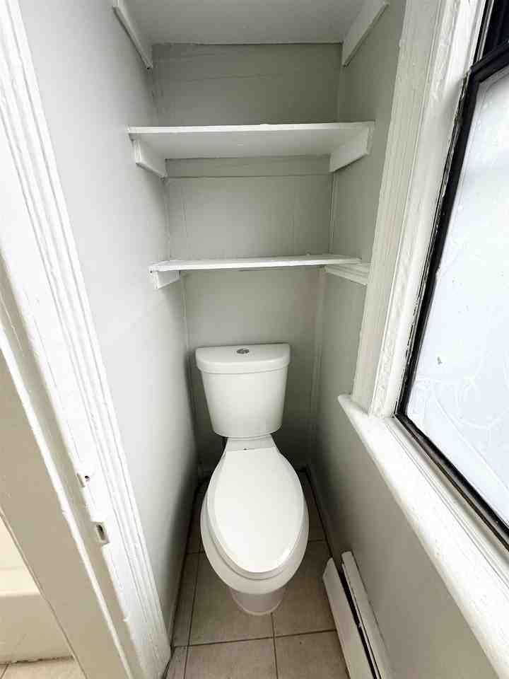 507 Jersey Ave #3 - Photo 4 of 17