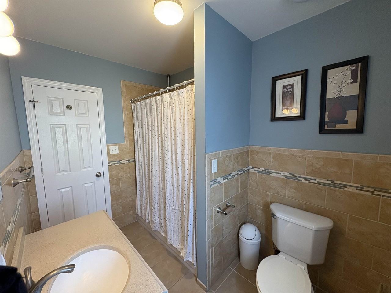 814 28th St #2 - Photo 6 of 10