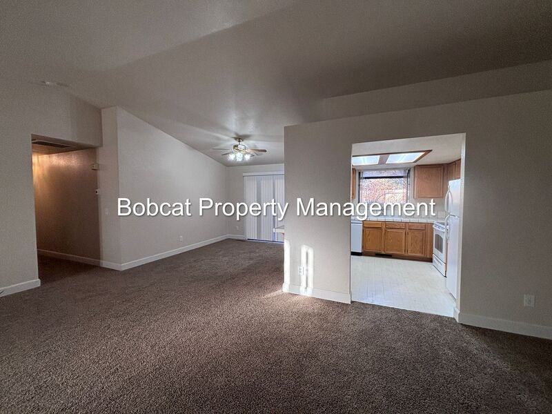 988 Blue Ridge Dr - Photo 5 of 34