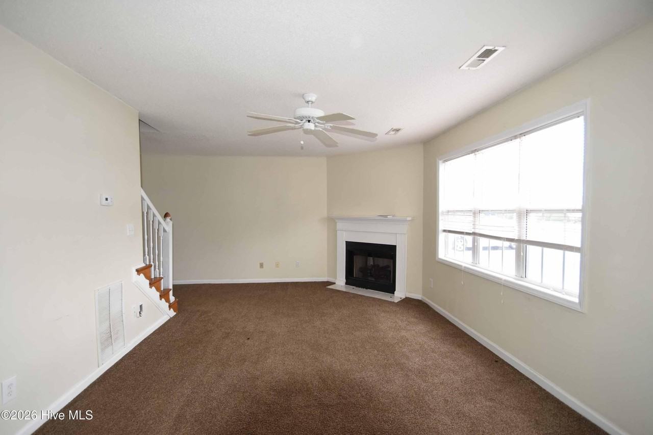 3903 Sterling Pointe Dr Unit Pp2 #PP2 - Photo 2 of 11