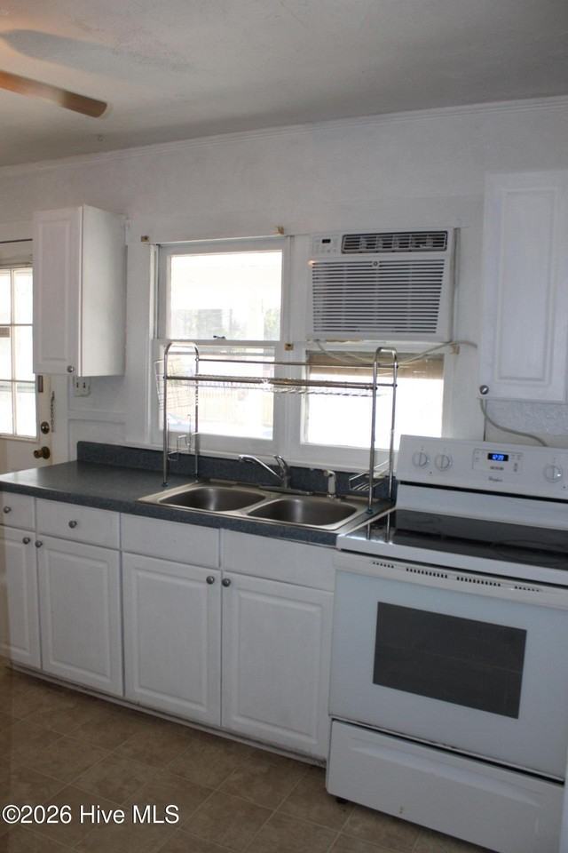 502 E Main St - Photo 3 of 6