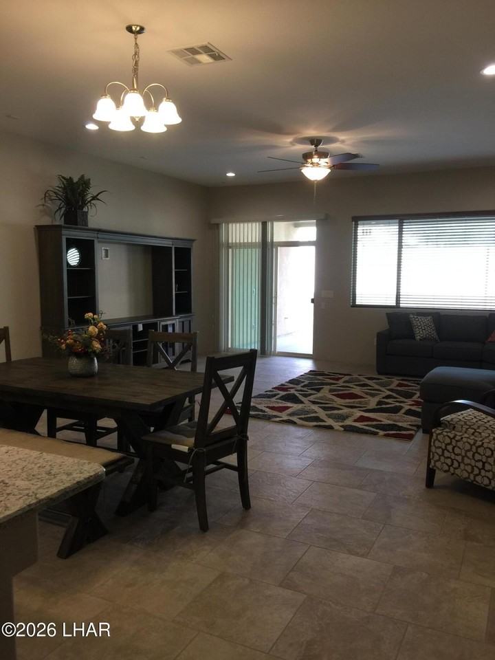 1784 E Savannah Bnd - Photo 3 of 15