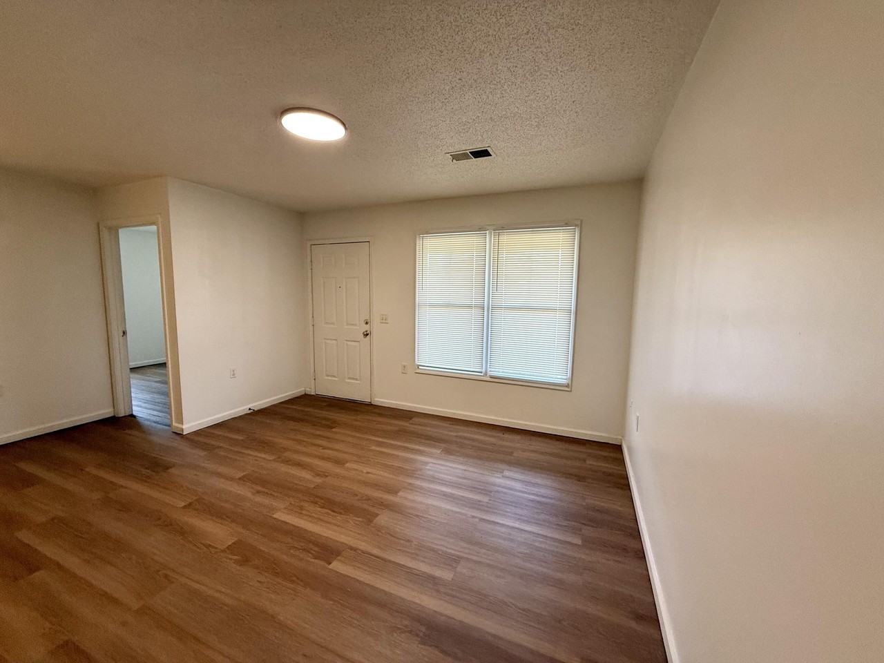 46 Sandalwood Way Apt 2 #2 - Photo 3 of 20