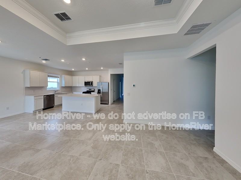 3026 61st Ter E - Photo 4 of 24