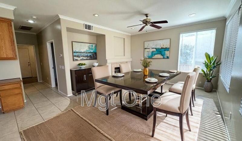 8431 Newburgh St - Photo 5 of 29