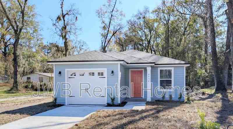 6458 Paragon St - Photo 2 of 19