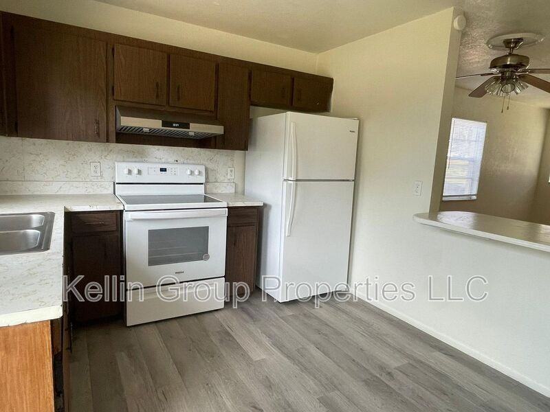 160 N Nekoma Ave #2 - Photo 6 of 17