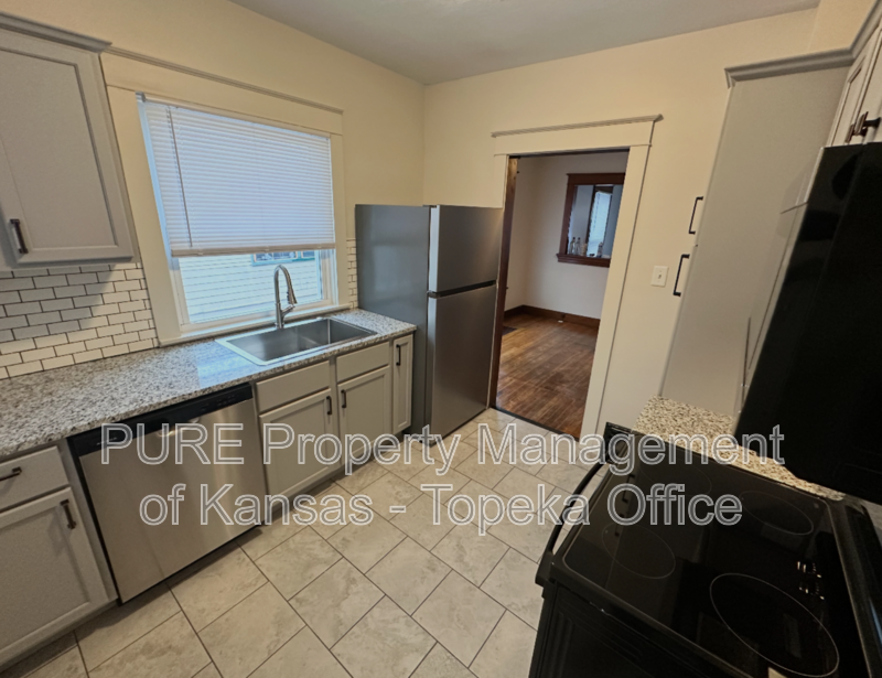 939 Sw Jewell Ave - Photo 6 of 16