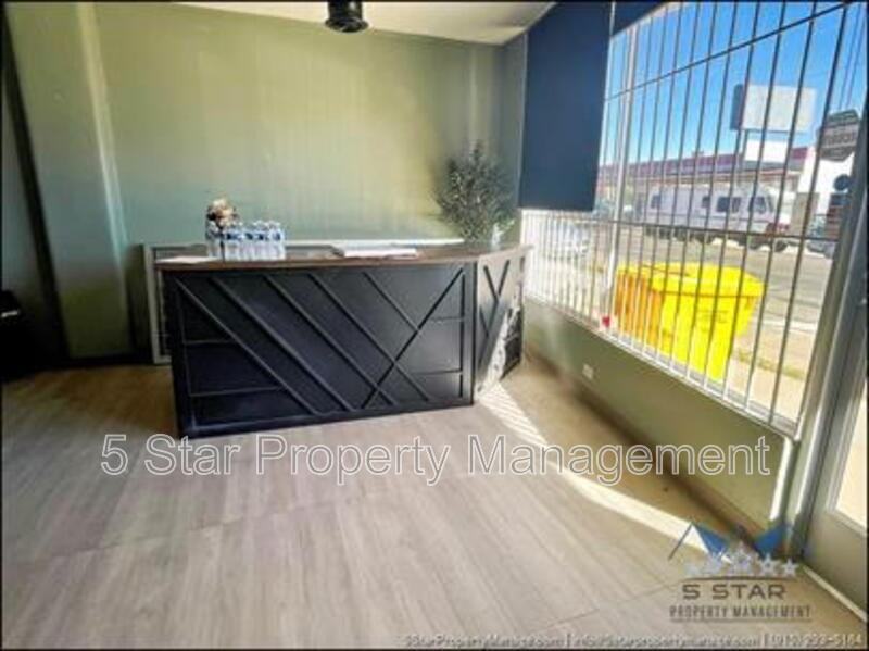 1909 E Yandell Dr #1913 - Photo 7 of 11