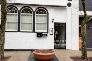 featured image of 409 Mill St 2nd Fl