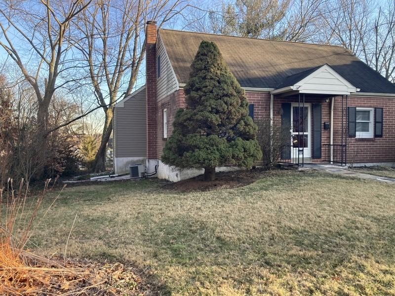 1210 Rosedale Ave - Photo 3 of 22