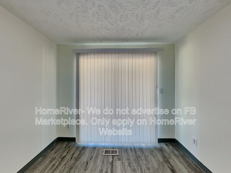 4708 S Glenrose Rd - Photo 6 of 26