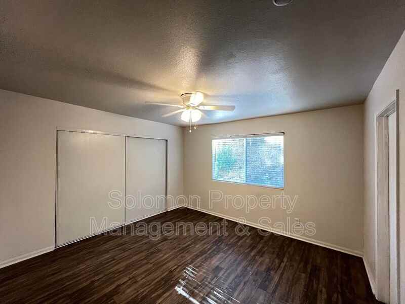 971 Postal Way #M - Photo 6 of 11