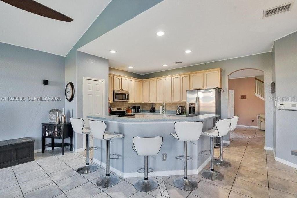 321 Corvina Dr - Photo 7 of 29