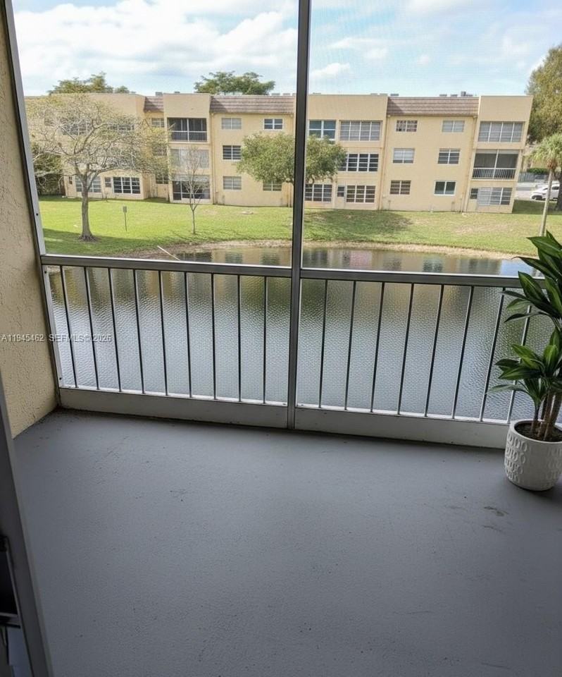 5841 Nw 61st Ave #304 - Photo 4 of 9