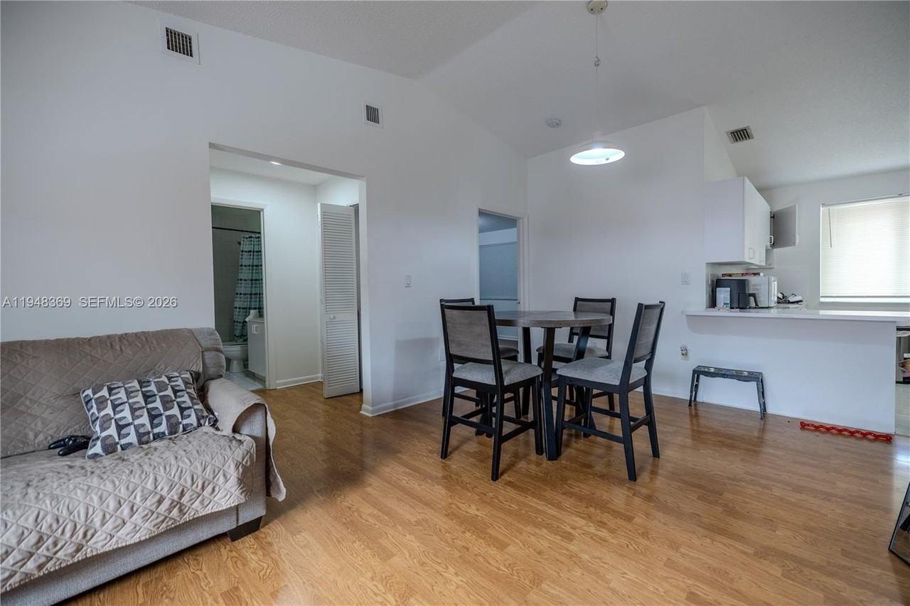 8013 Lake Dr #203 - Photo 6 of 23