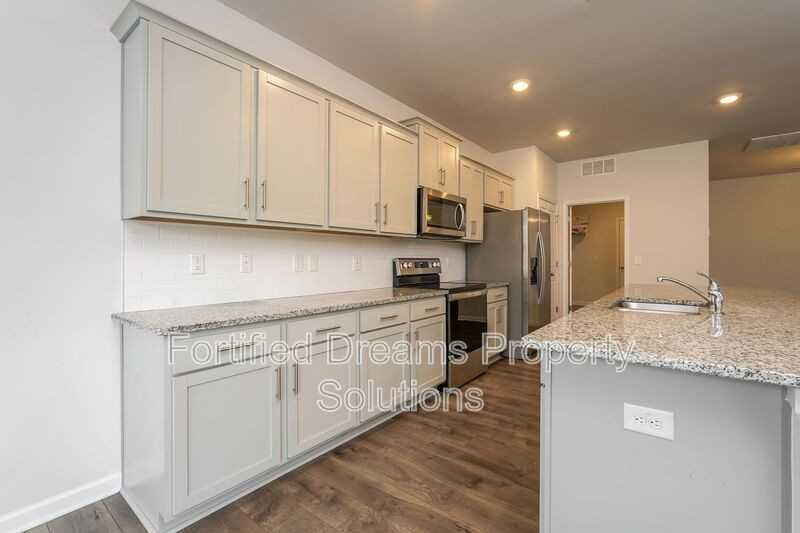 7042 Quarter Horse Dr - Photo 3 of 22