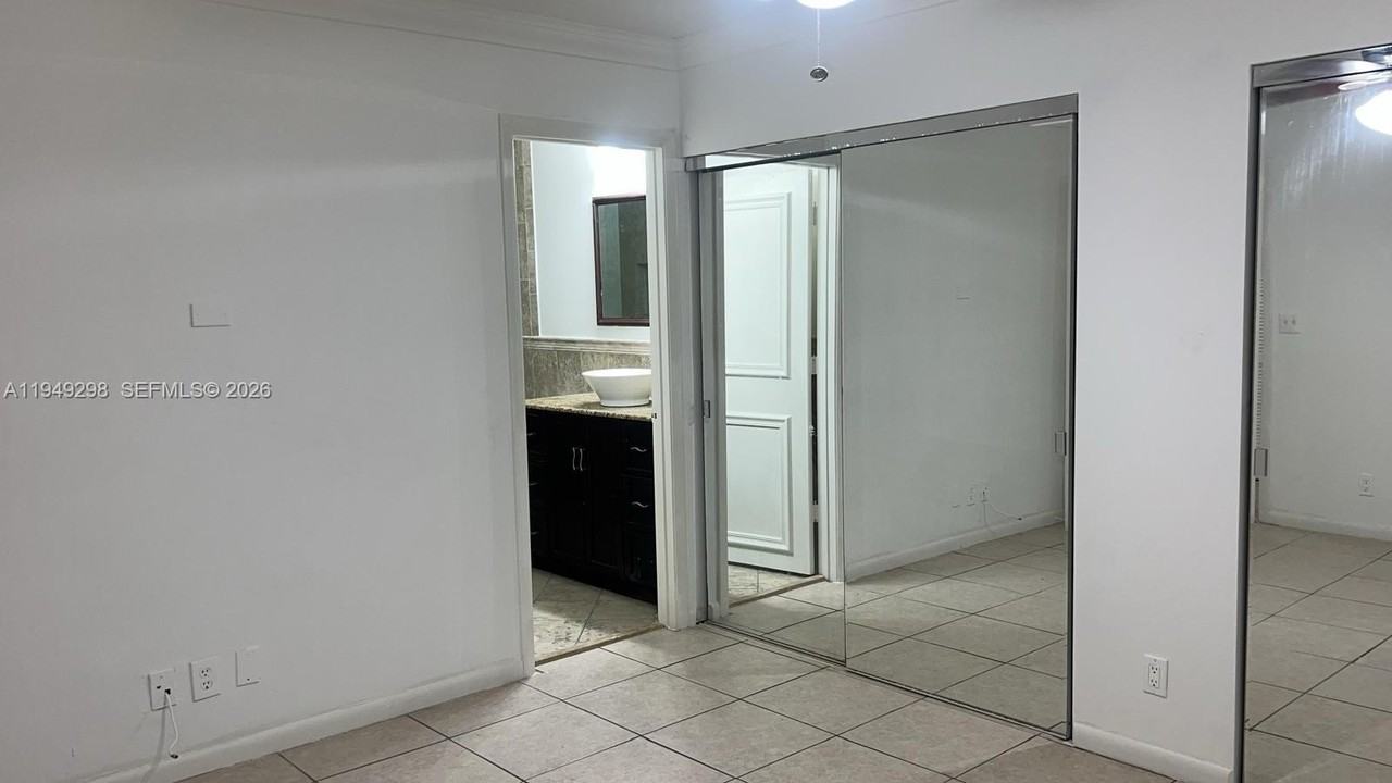 1802 Waterview Cir #1802 - Photo 6 of 20