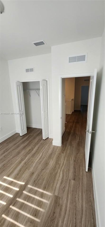 18948 Sw 344th Ter #18948 - Photo 4 of 7