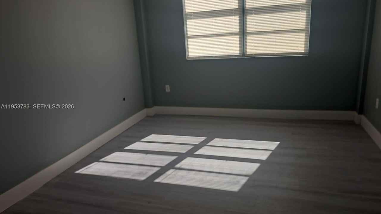 7692 Nw 178th Ter #7692 - Photo 5 of 10