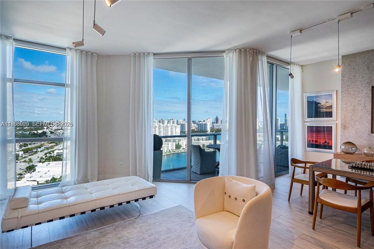 17301 Biscayne Blvd #PH6 - Photo 6 of 48