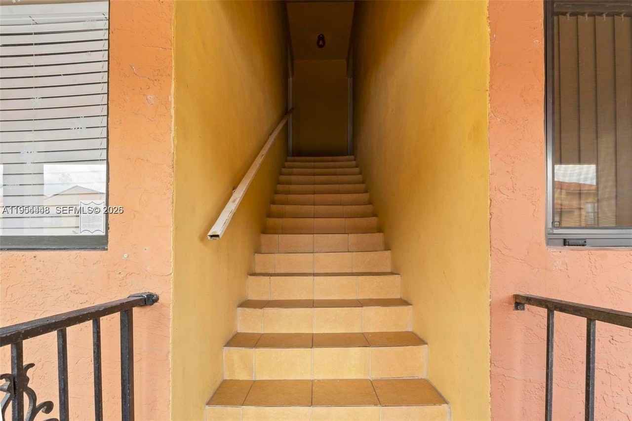 2735 W 61st Pl #204 - Photo 2 of 25