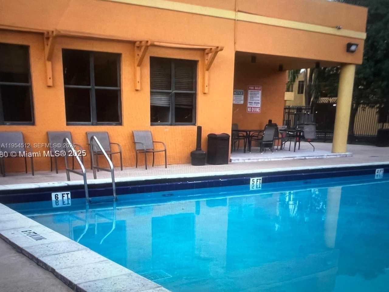 556 Nw 114th Ave #204 - Photo 5 of 12