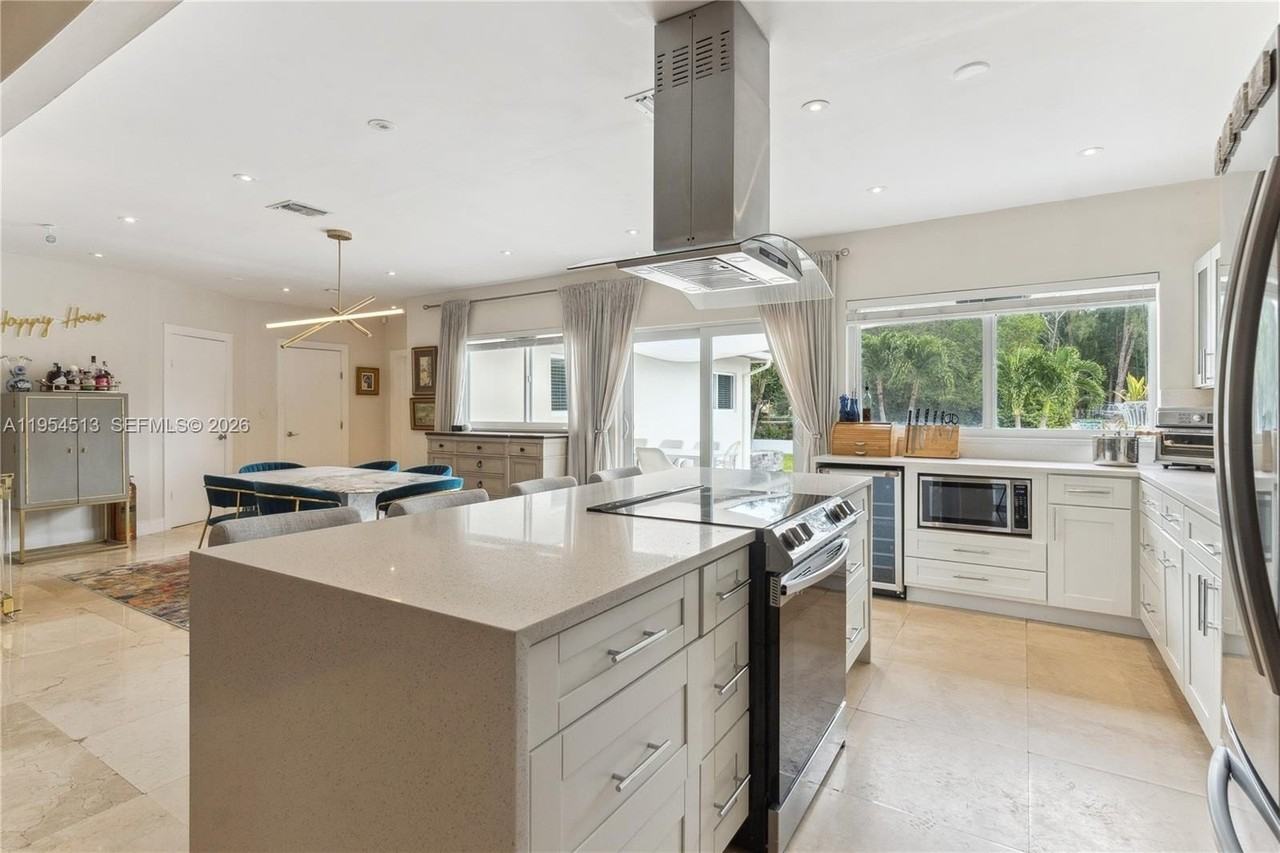 13801 S Biscayne River Rd #13801 - Photo 3 of 37