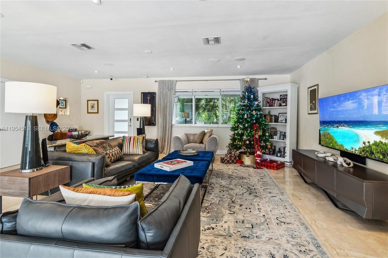 13801 S Biscayne River Rd #13801 - Photo 4 of 37