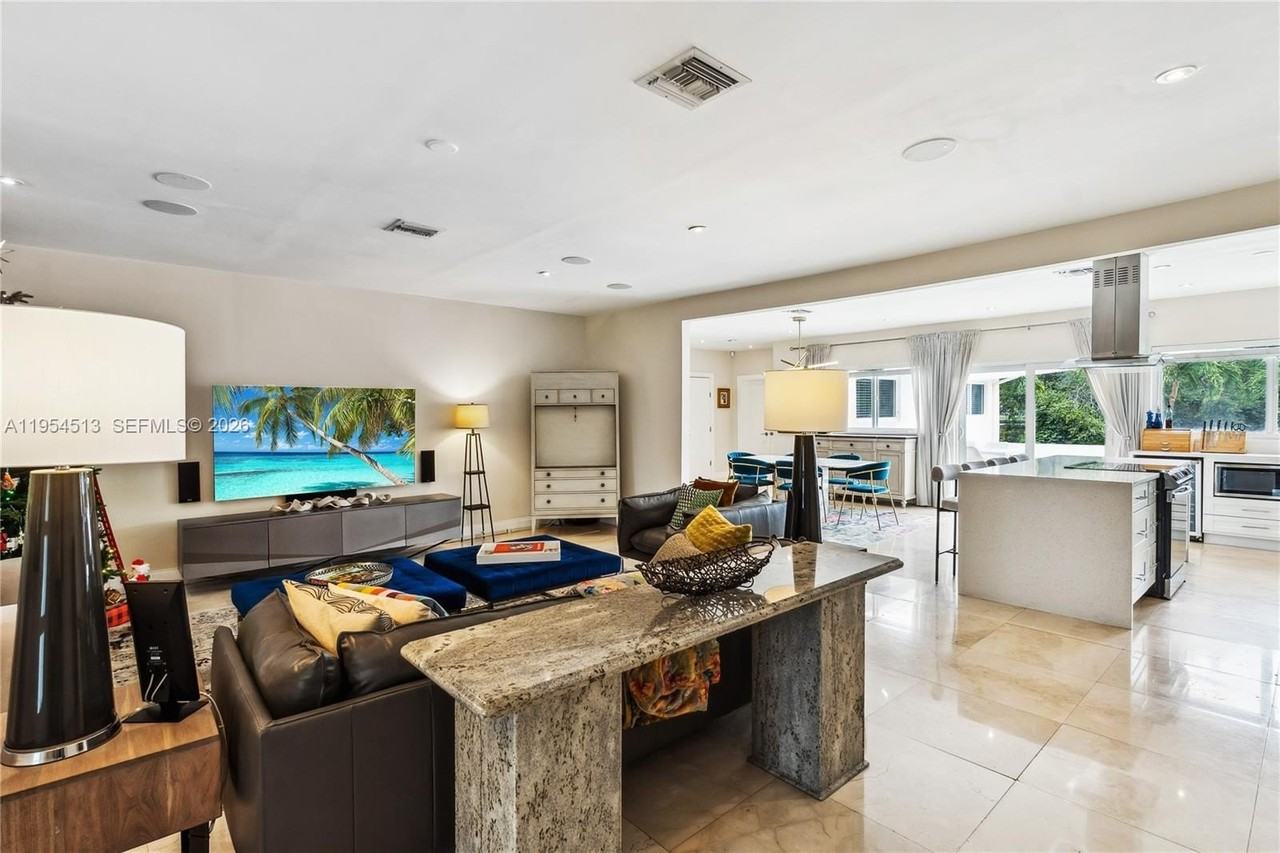 13801 S Biscayne River Rd #13801 - Photo 5 of 37